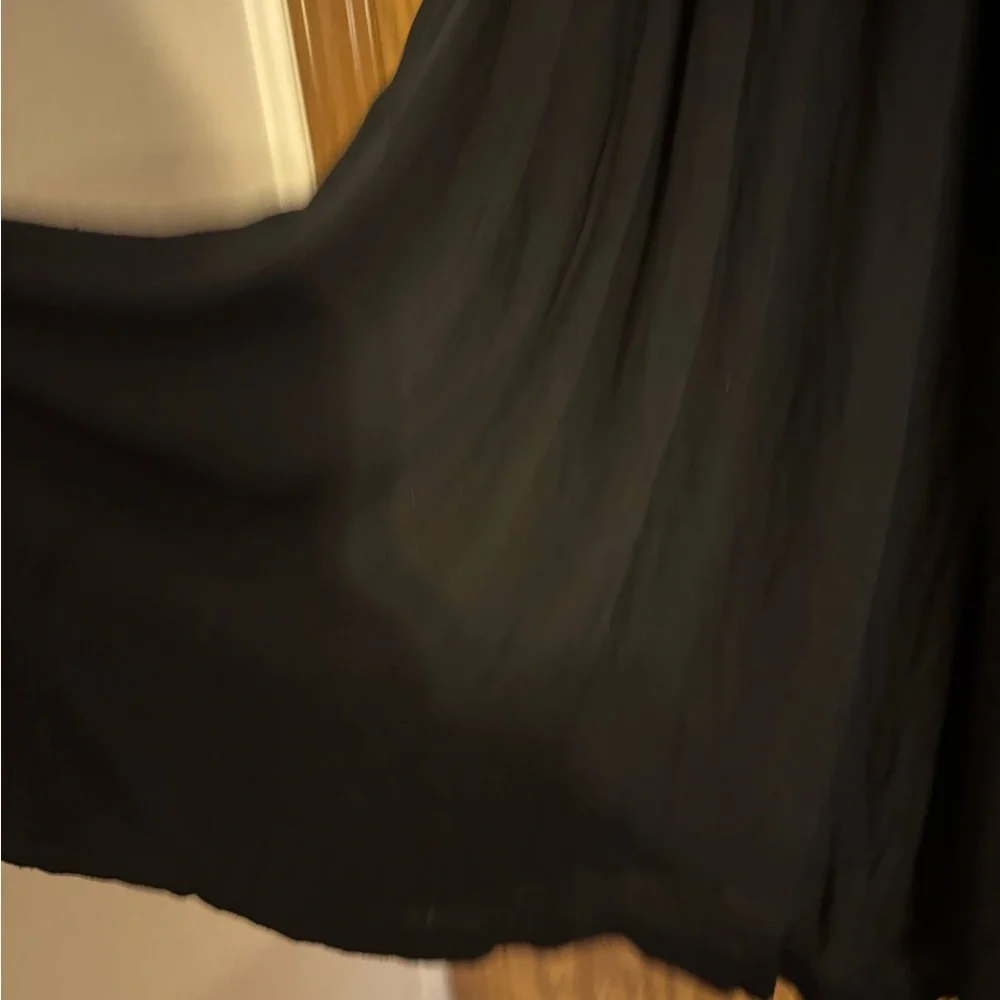 NWT Tree of Life, Black Size S/M. Gauzy Airy Coulottes , Wide Leg, Capris. Boho - Picture 3 of 14